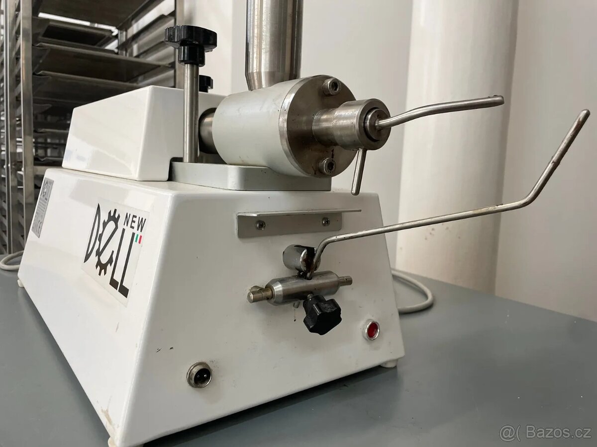 Plnicí a dávkovací stroj (lot: 4) - 4