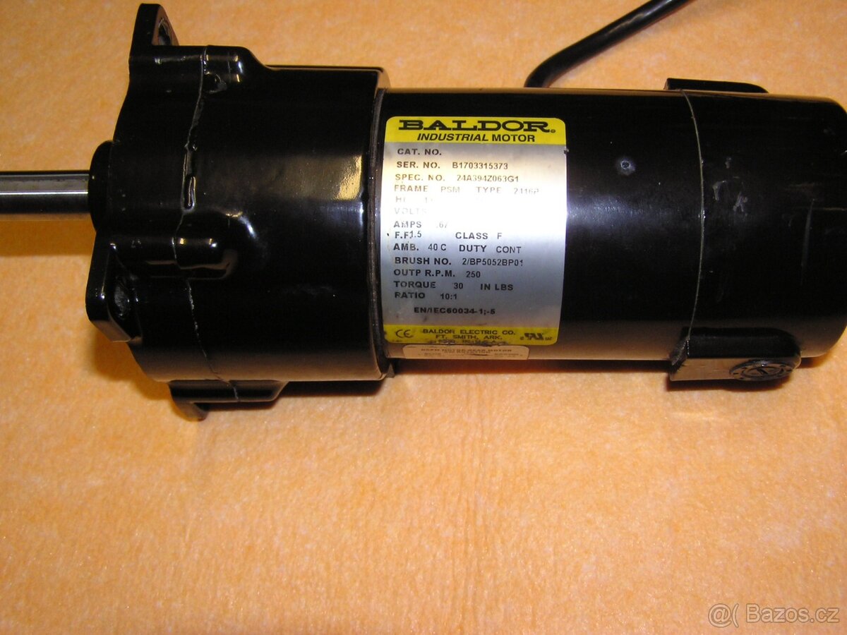 Elektromotor s prevodovkou - 4