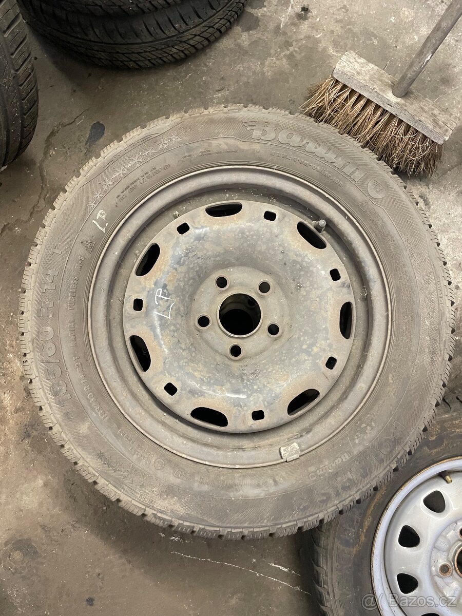Zimní kola 185/60R14 - 4