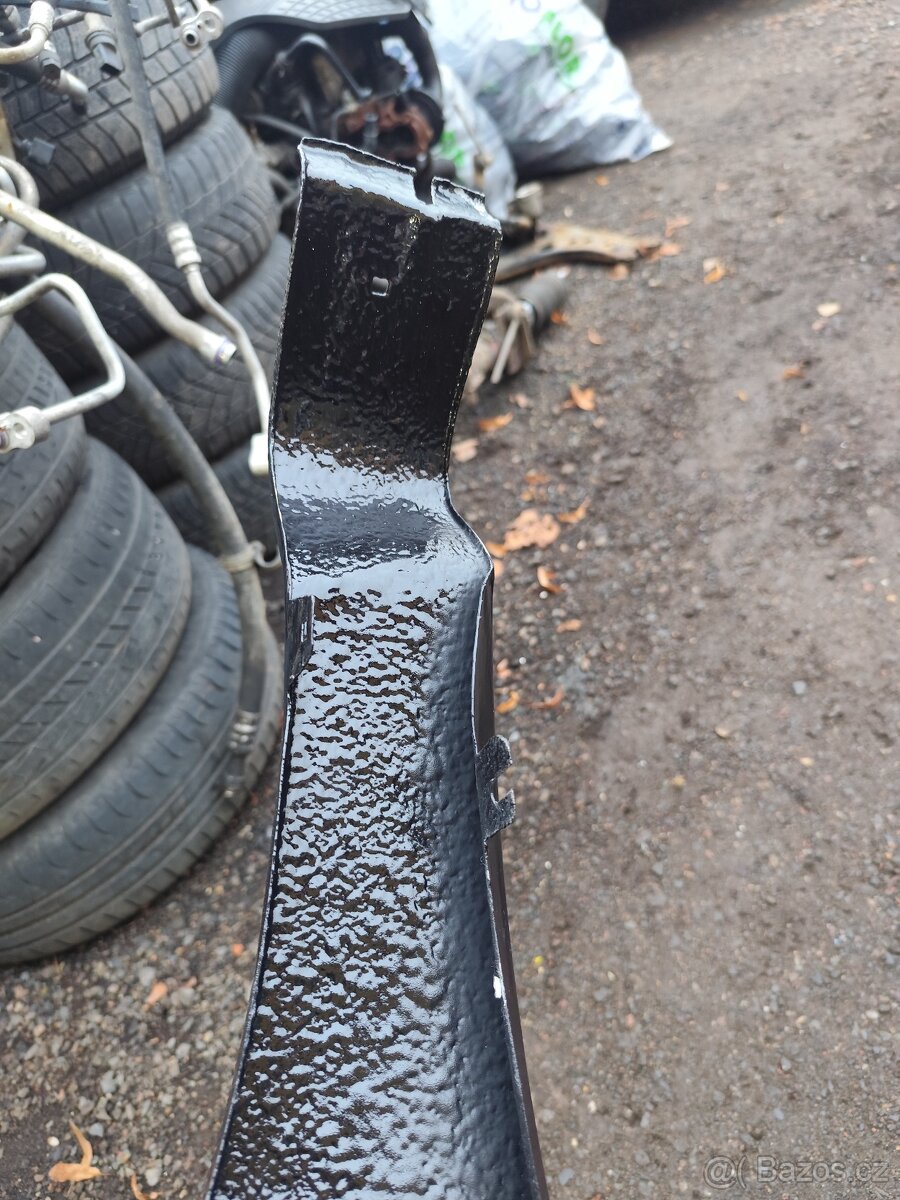 Levý přední blatník - Škoda Octavia I - 9910 - 4