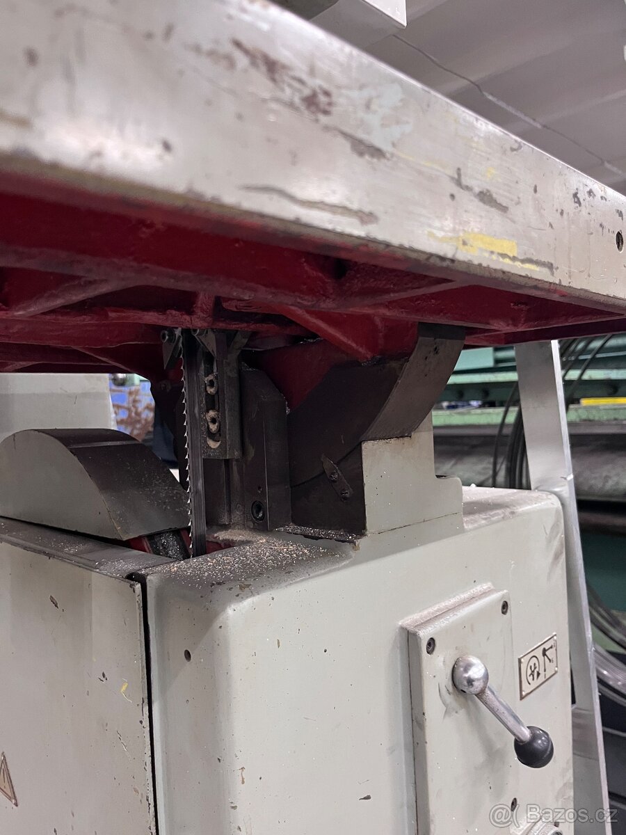 Prodám pásovou pilu na kov - 4