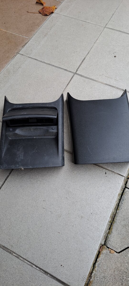 Saab 9-3 NG popelník - 4