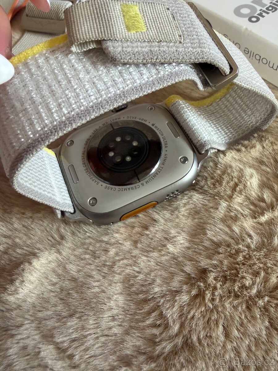 Apple Watch Ultra 2 - 4