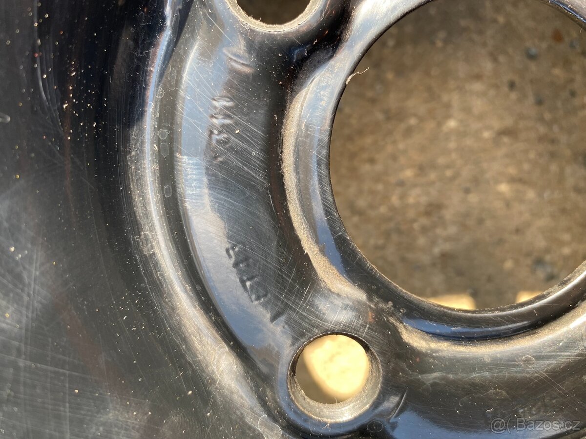 14" sada plechových disků Renault - 4