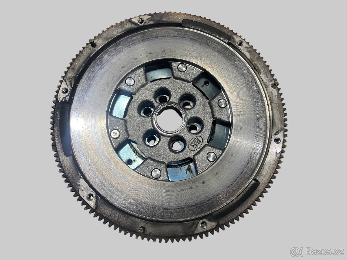 Spojková sada LUK 2.0 TDI PD 103 / 125 kw Škoda VW - 4