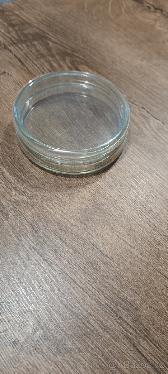 Petriho laboratorní misky skleněné - 4