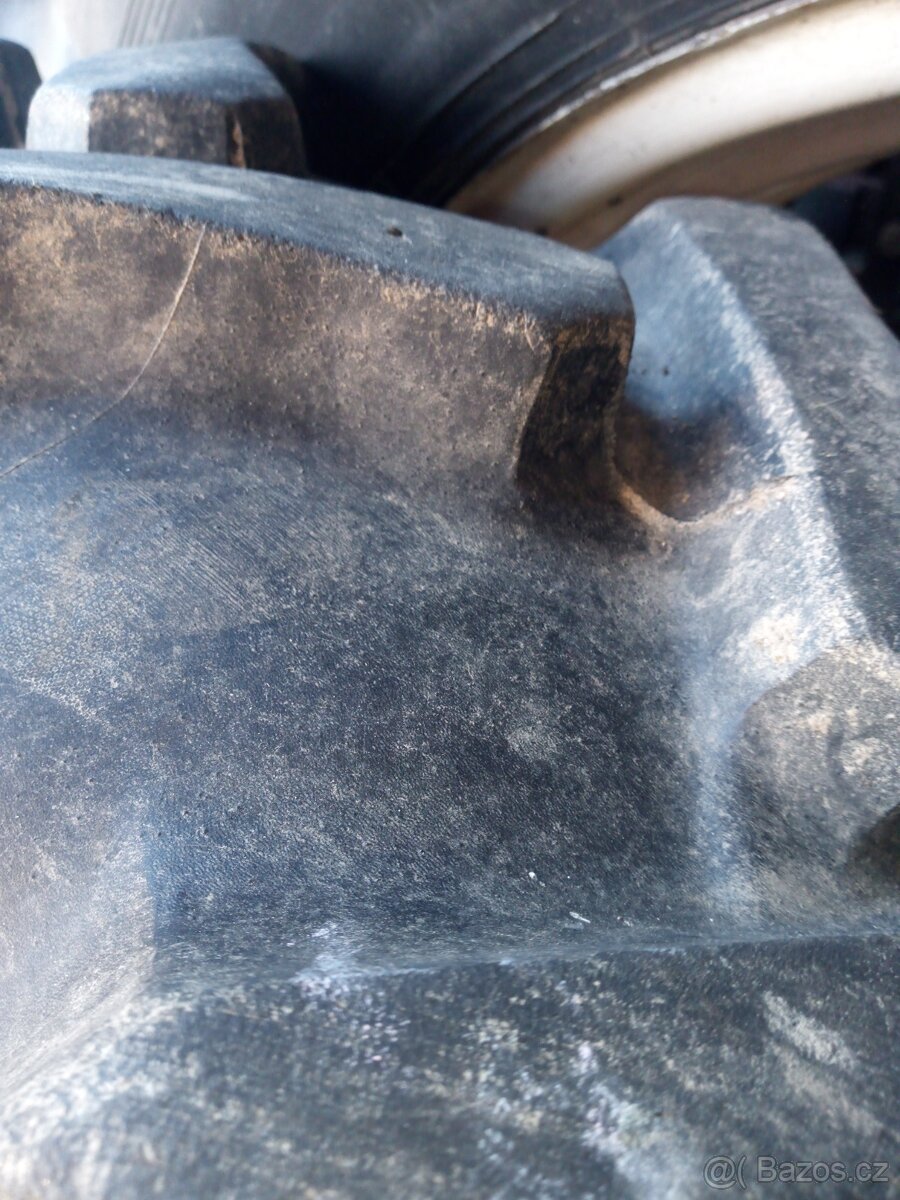 Pneumatiky 11,2-24 - 4