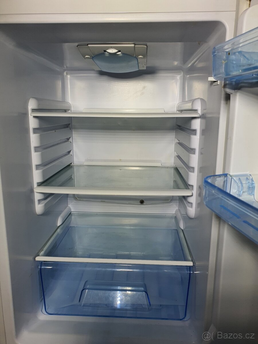 A++ úsporná lednice lednička – chladnička + mrazák - 4