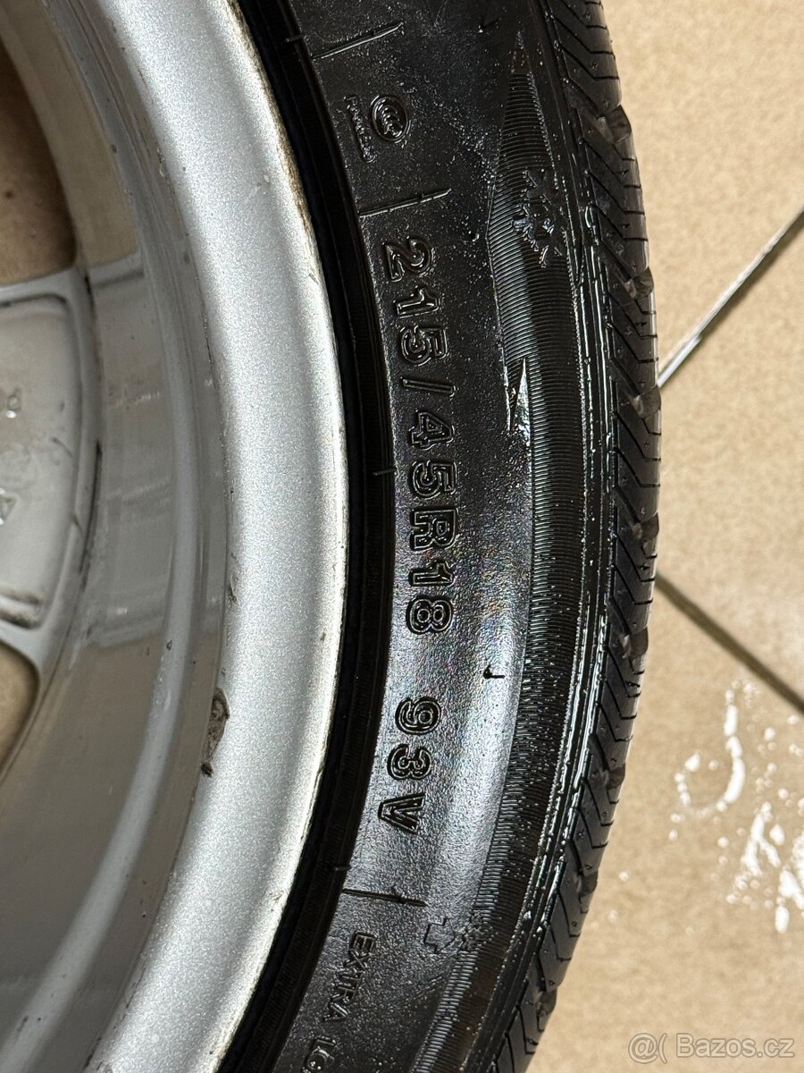 PNEU Imperial 215/45/18 - 4