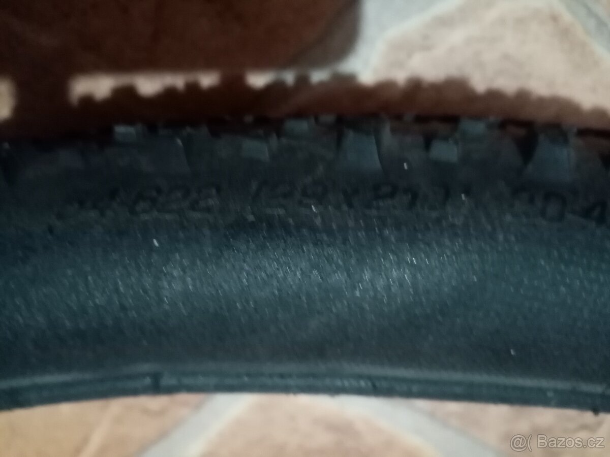 PNEU29"+SEDLO KARBONOVÉ - 4