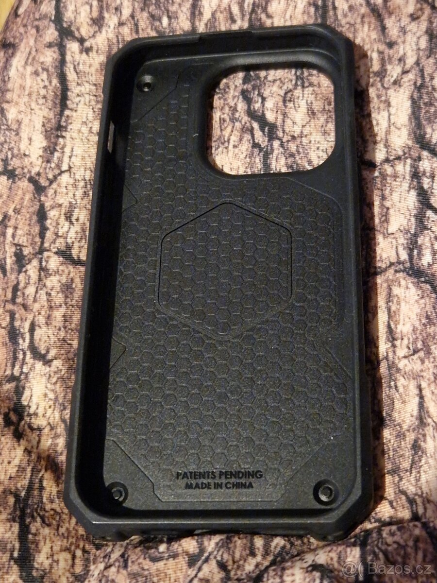 Kryt UAG na Apple iPhone 15 Pro - 4