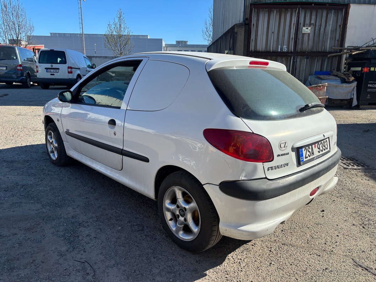 Peugeot 206 - 4