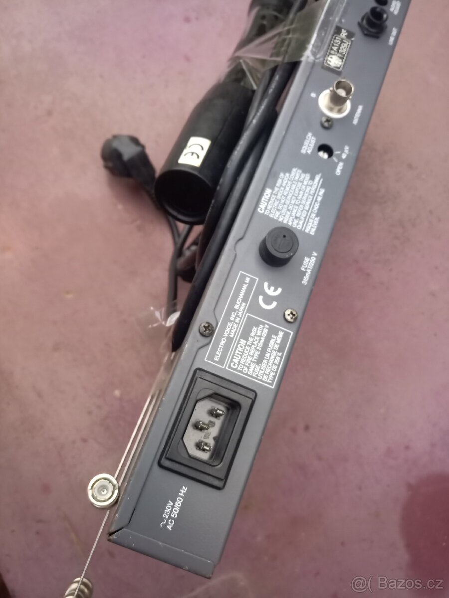 Elektro Voice MR 2500 - 4