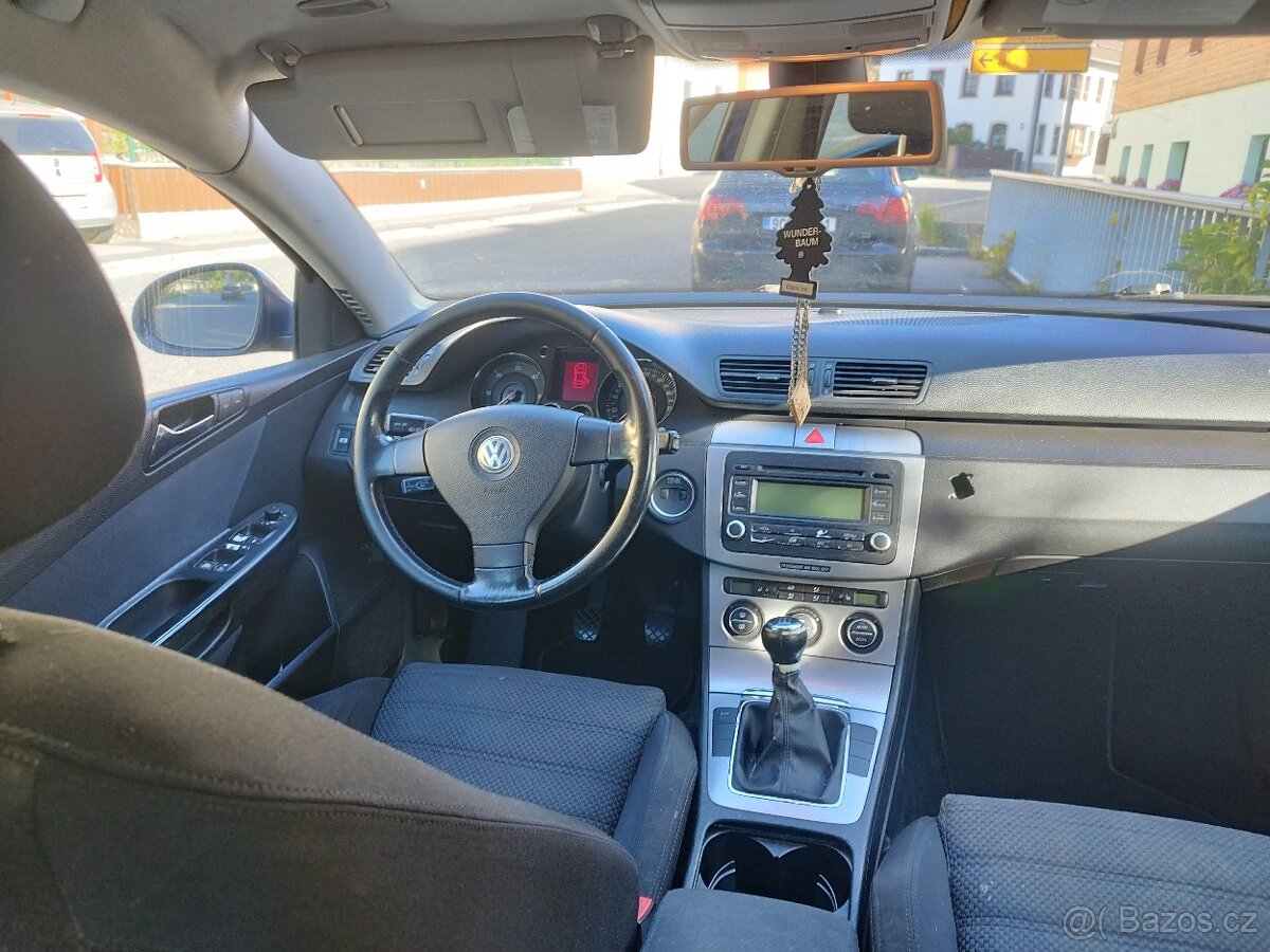 Volkswagen Passat b6 - 4
