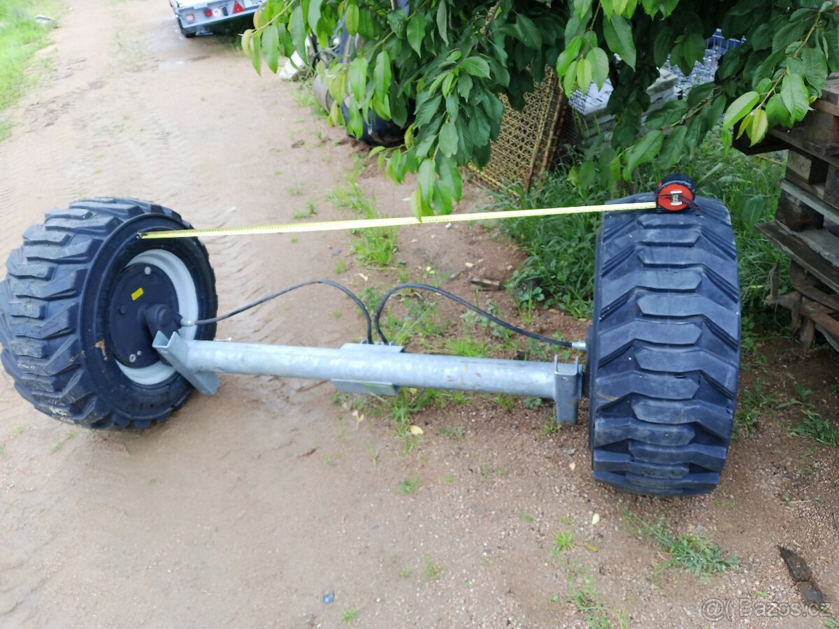 Náprava bržděná - 4