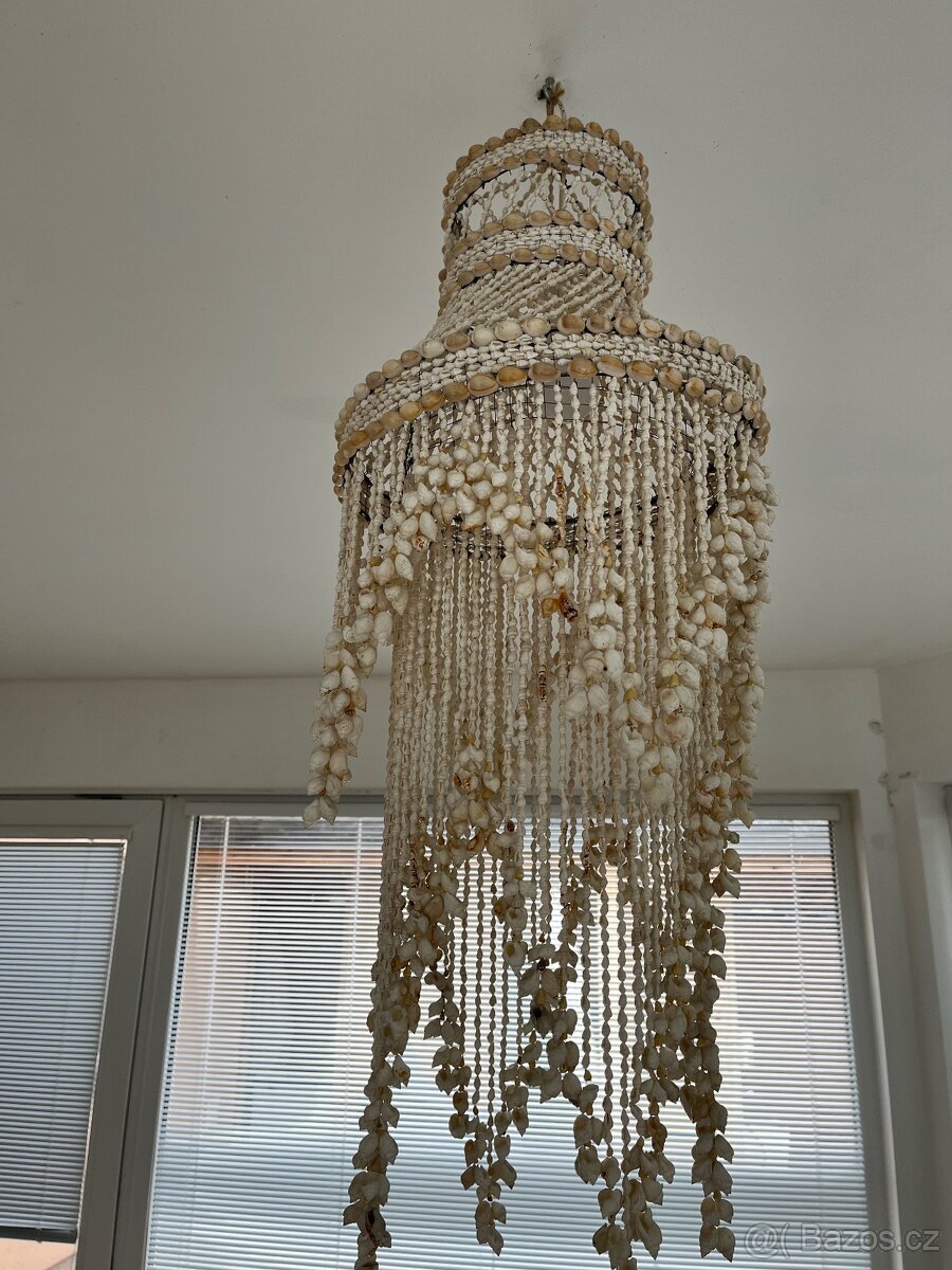 LUSTR Z MUŠLÍ - 4