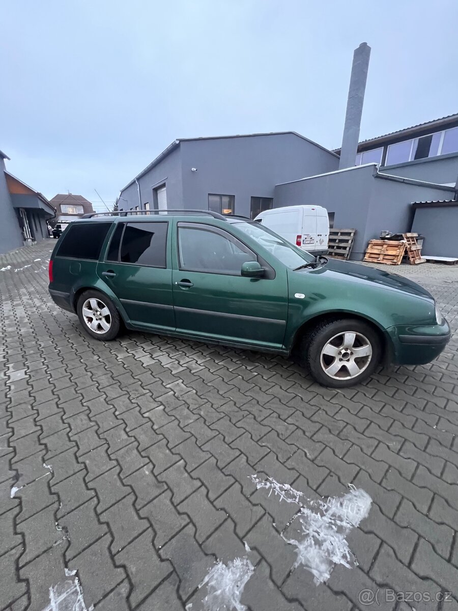Golf 4 combi 1.6 mpi - 4