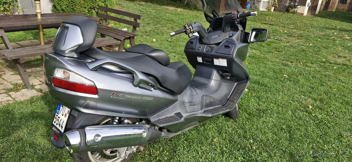 Suzuki Burgman 650 Executive - 4