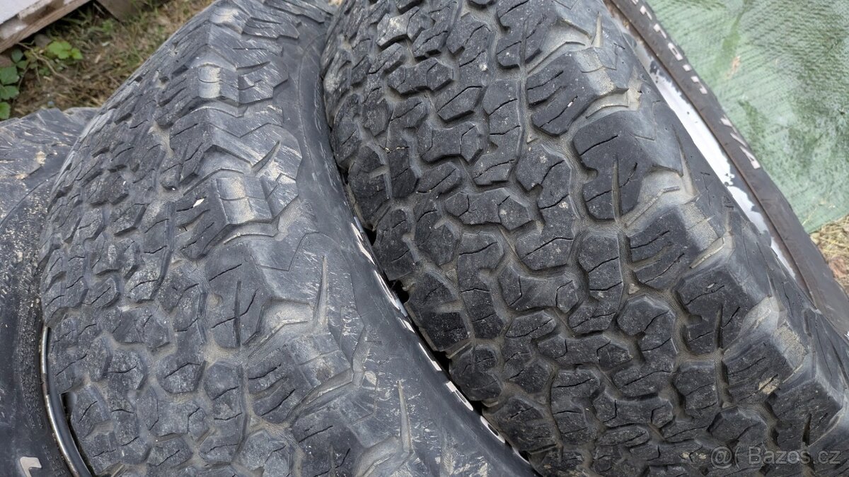 BFGoodrich AT 255/70 R16 - 4