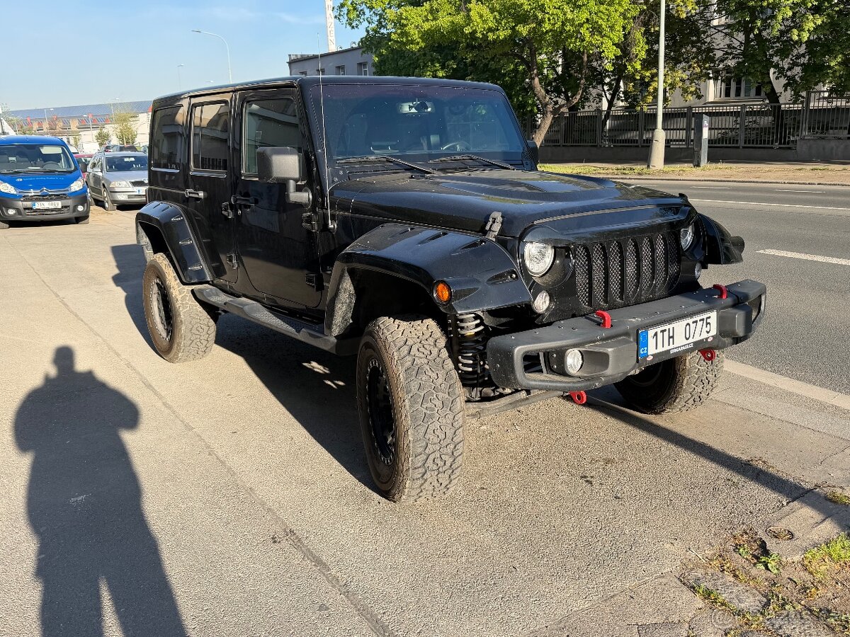 Jeep Wrangler Sahara - 4