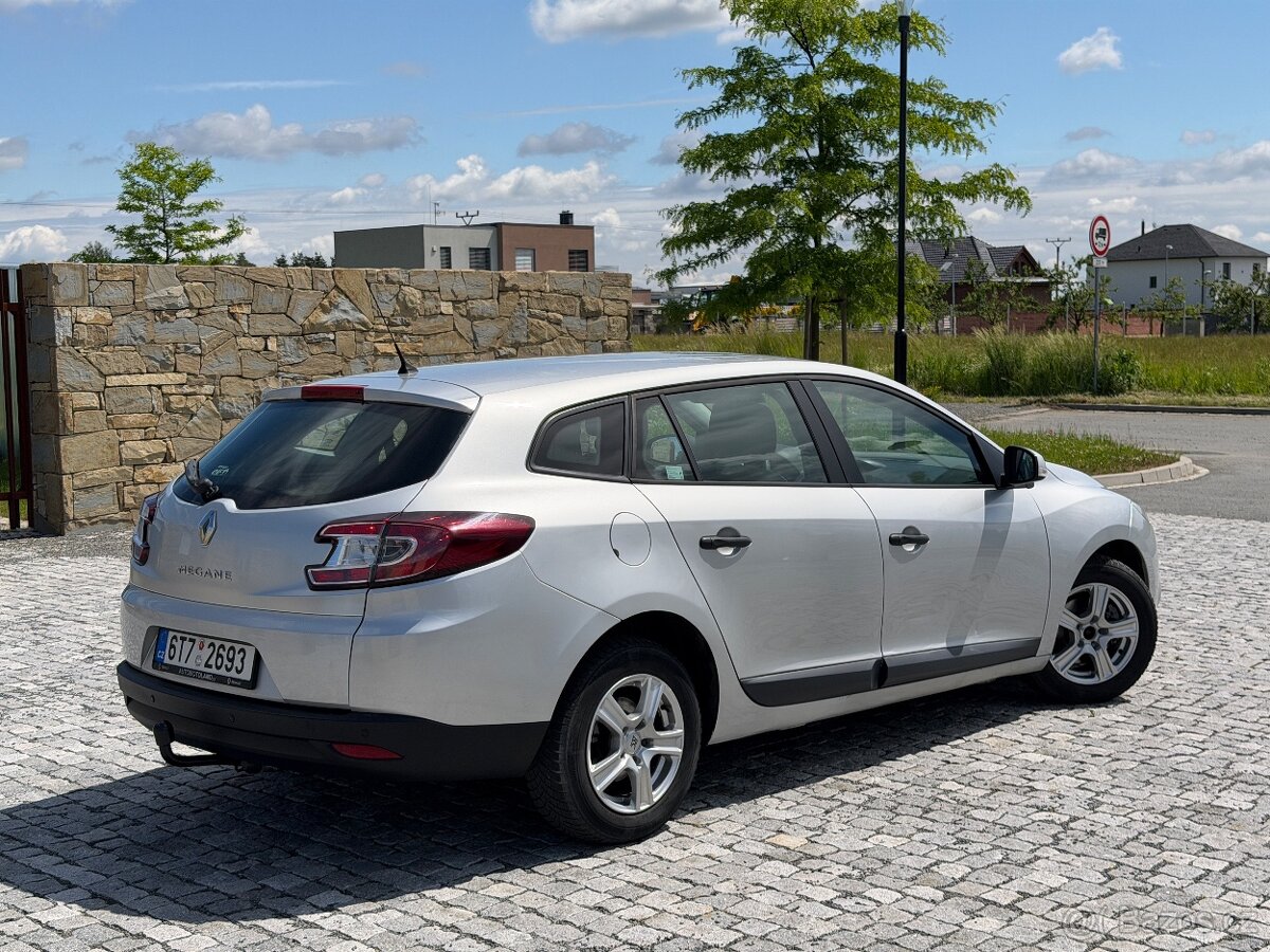 Renault Megane III. - 1.6 16V - 2010 - combi - 4