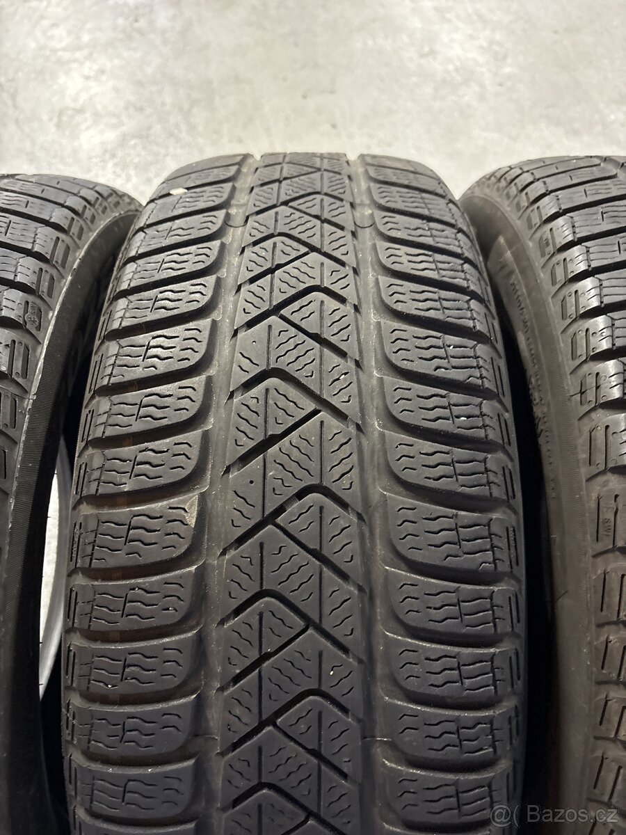 Zimní pneu Pirelli 215/60 R16 - 4