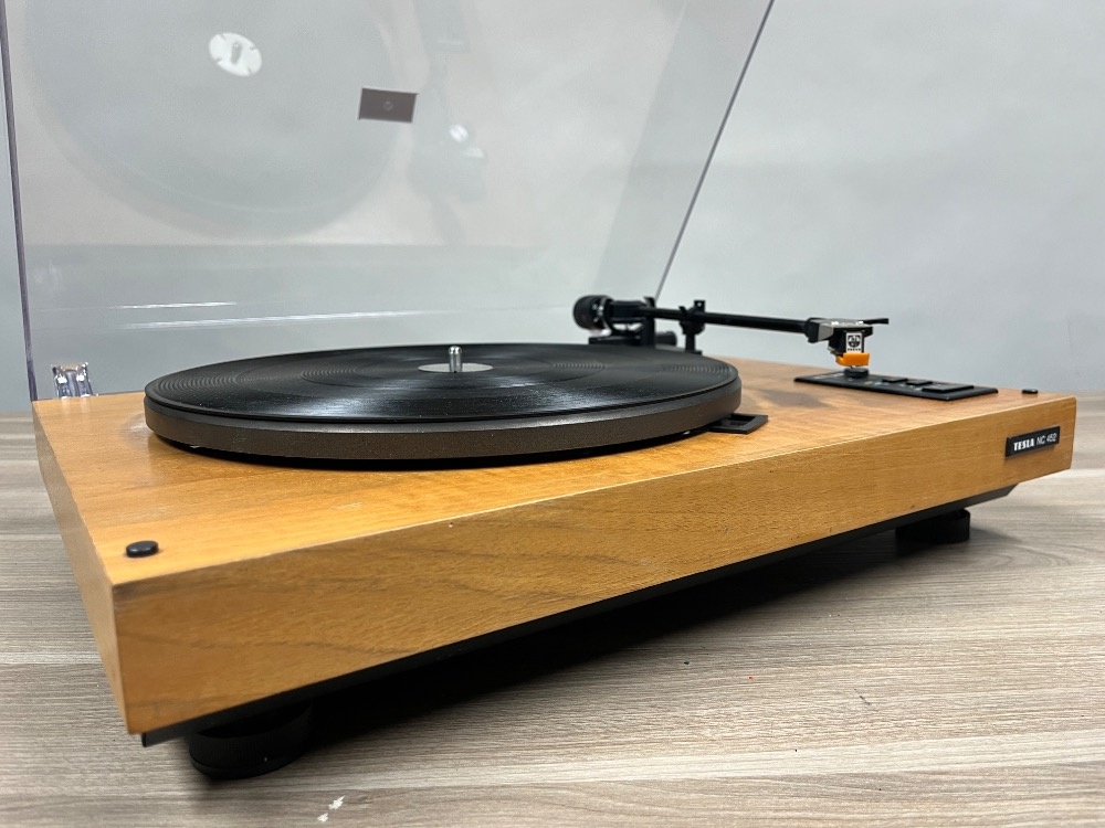 GRAMOFON TESLA NC452 - 4