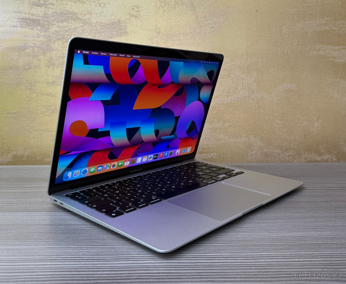 MacBook Air 13" M1 8GB 256GB - kompletní balení - 4