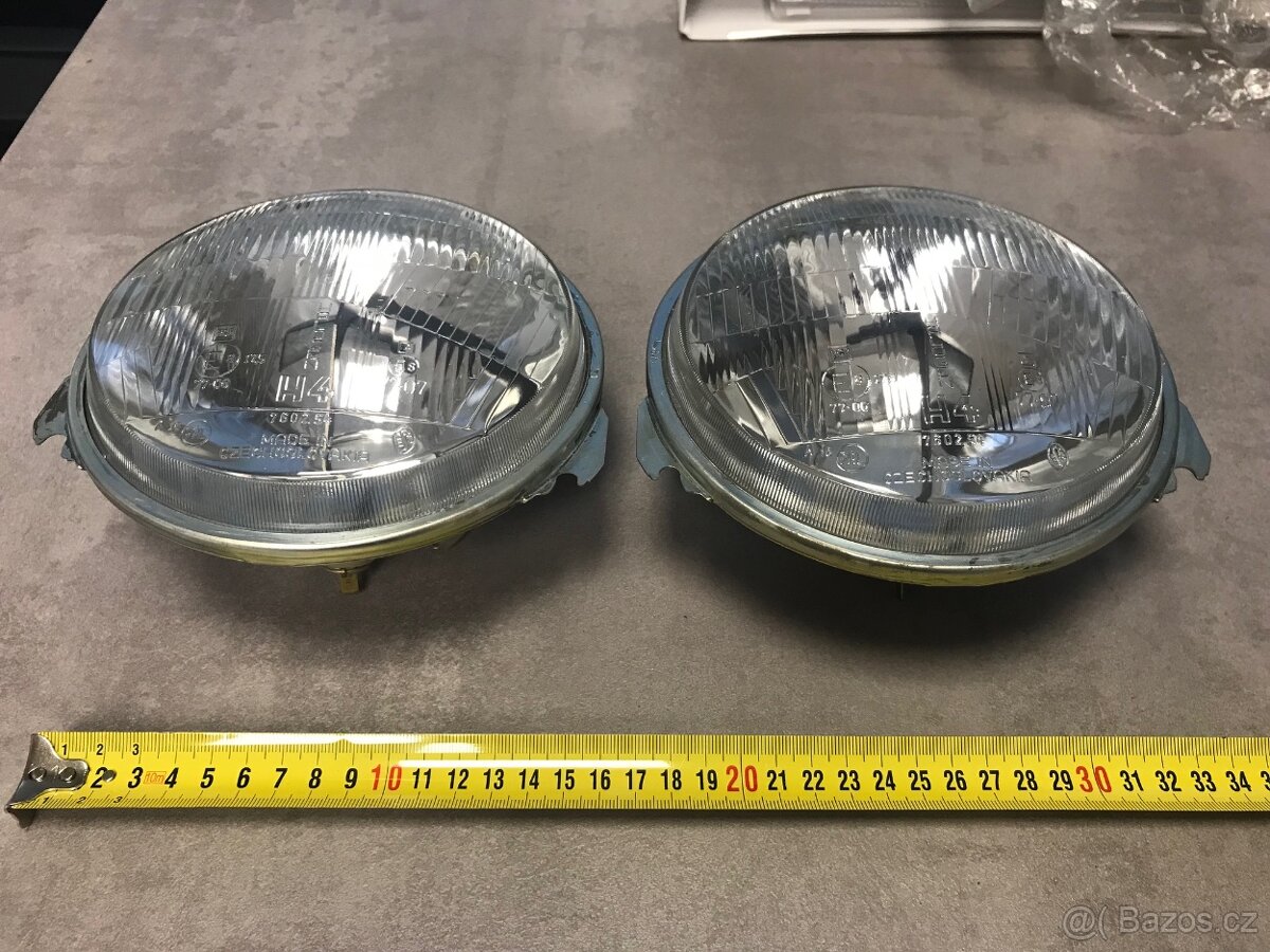 Světla, blinkry, skla, vnitřní zpětné zrcátko na Škodu 1000 - 4