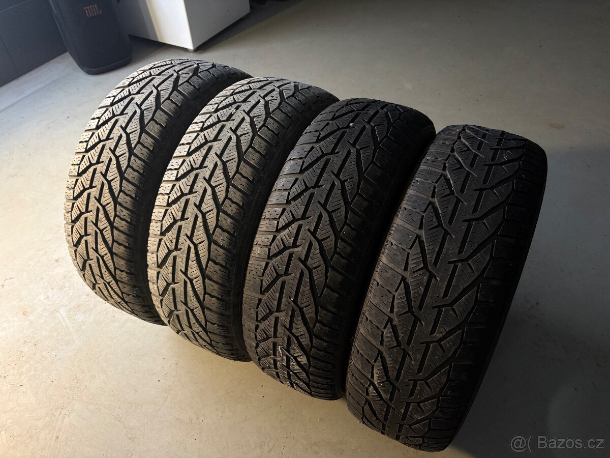 Zimní pneu Kormoran + Riken 215/60R16 - 4