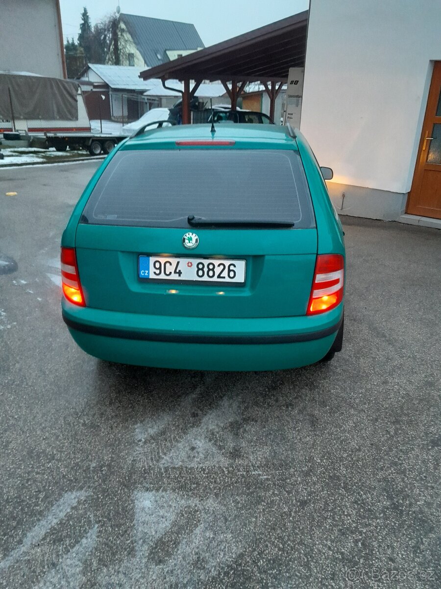 Škoda fabia combi 1.4 16V 2006 - 4