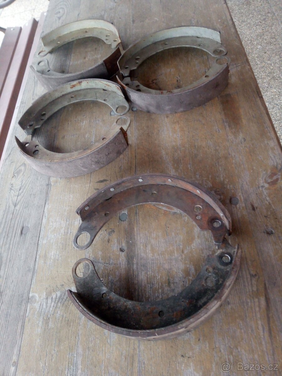 volha uaz gaz aro - 4