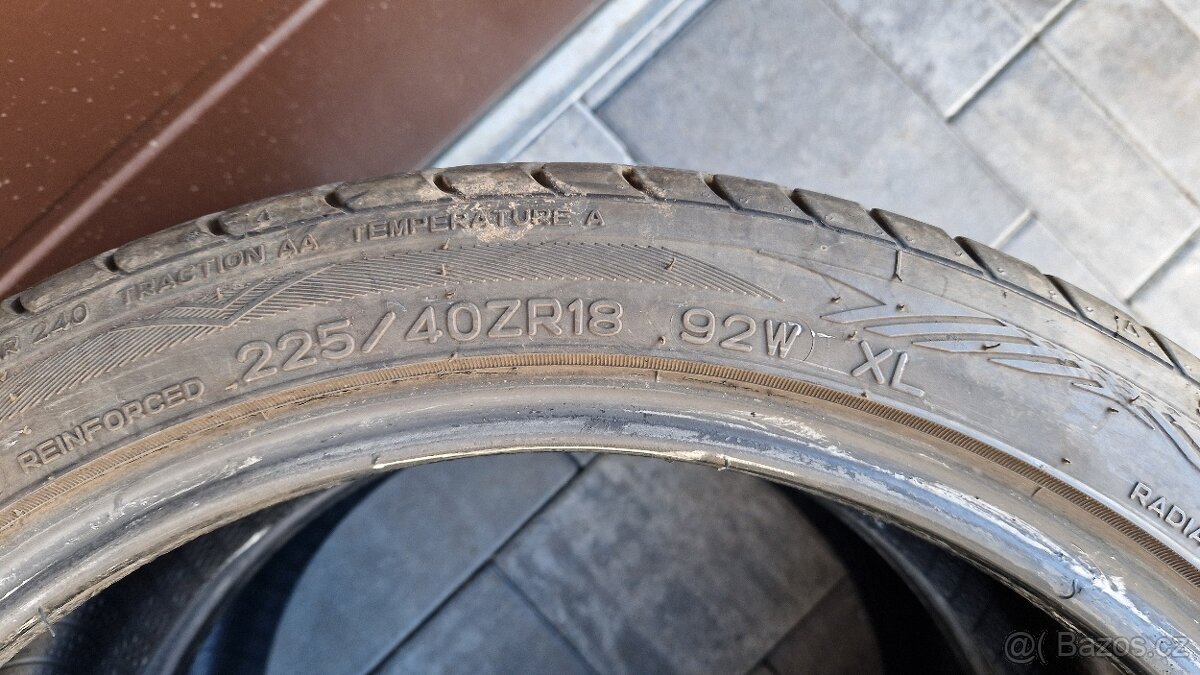 225/40 r18 letni 7.3mm - 4