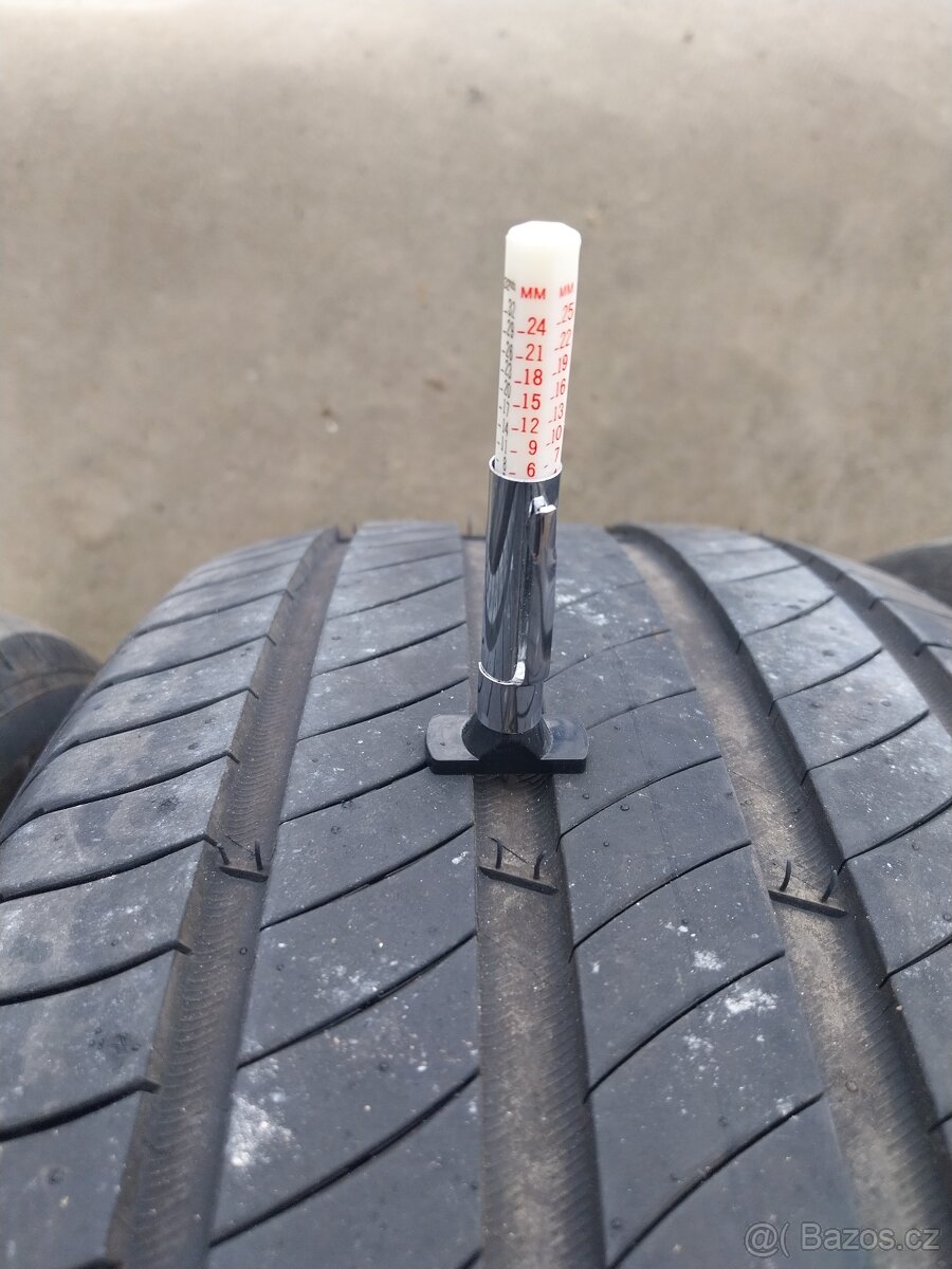 Michelin E PRIMACY 235/55R18 104V - 4