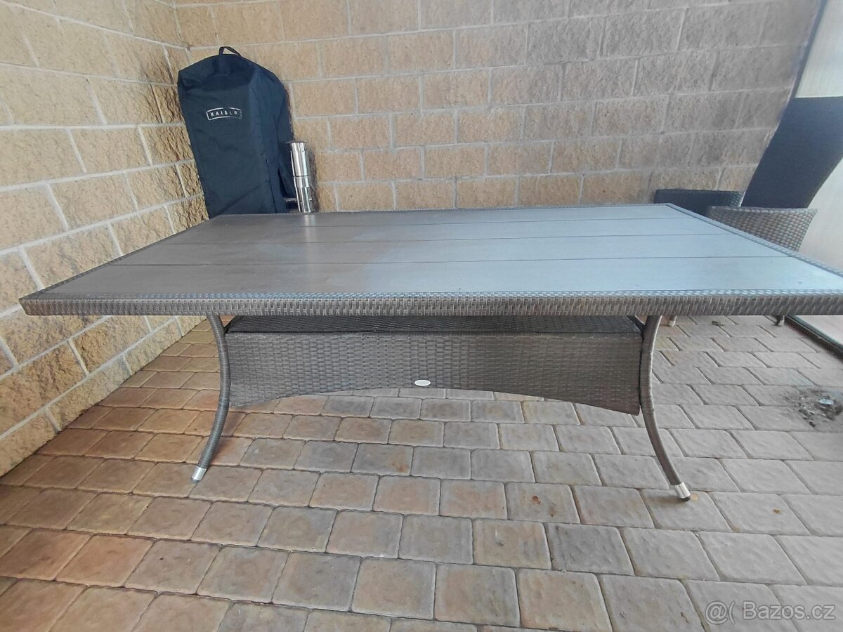 Ratanový stůl - 4