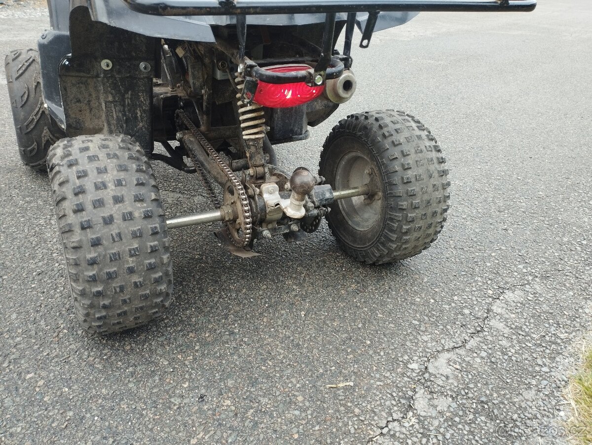 Dětská benzínová čtyřkolka 110ccm