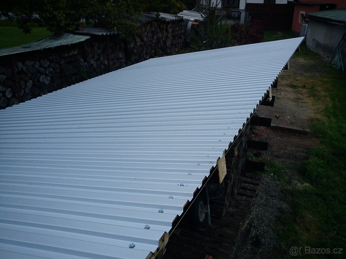 Nová plechová krytina, trapézový plech, Alu-zinek. SKLADEM - 4