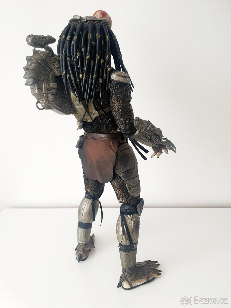 Predator 1/4 - Gort - Neca - 4