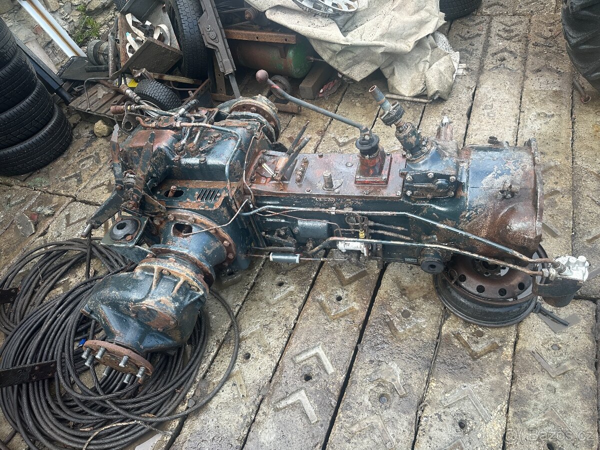 Prodám kompletní zadek zetor 7245 - 4