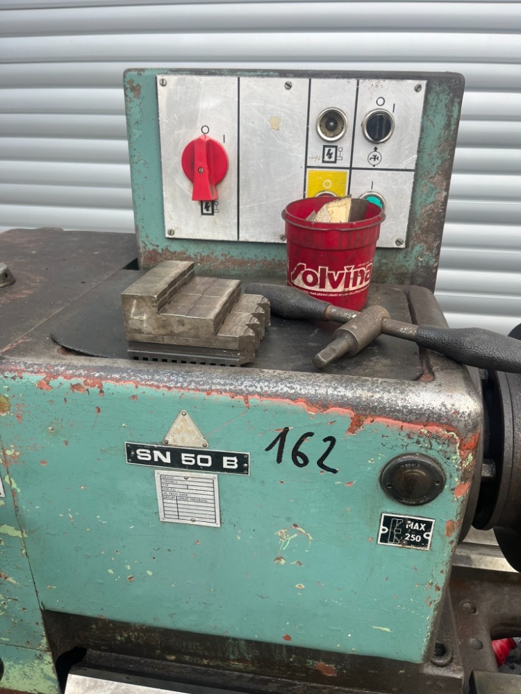 162. Hrotový soustruh SN 50B/1000 - 4
