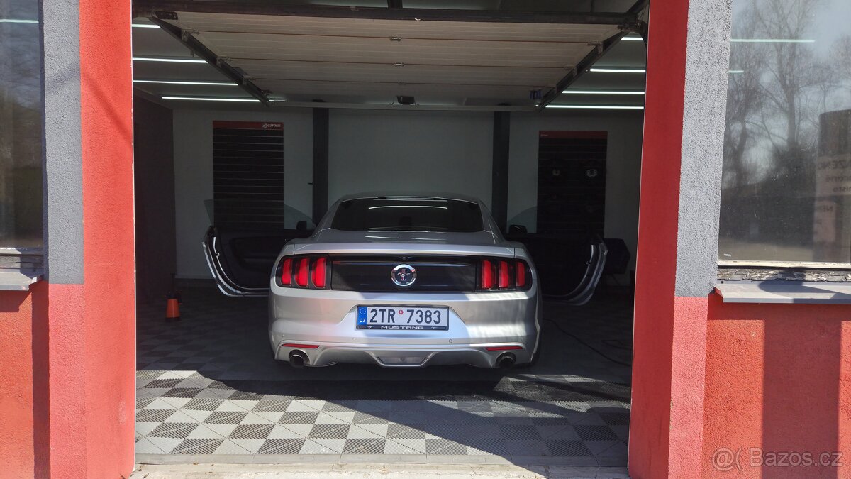 Ford Mustang 3.7 V6 2017 - 4