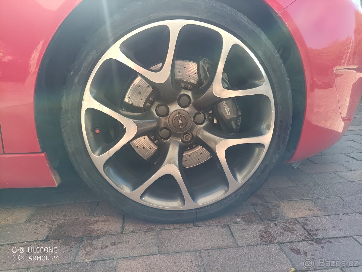Opel Insignia OPC 4x4 - 4