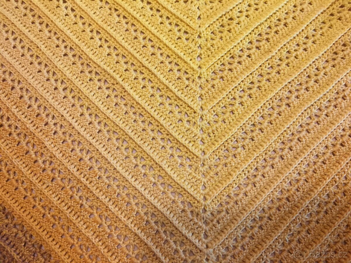 ručně háčkovaný šátek - 4