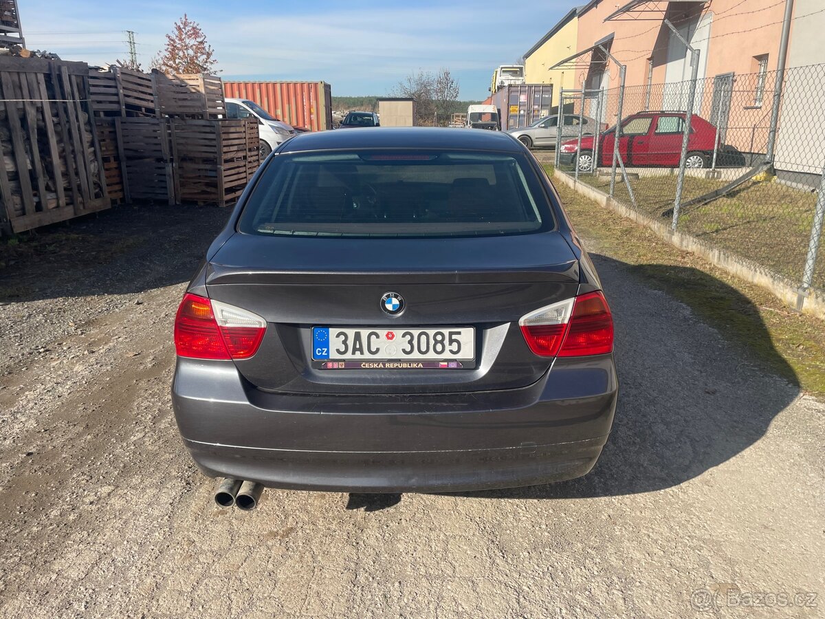 BMW E 90 330 xd - 4