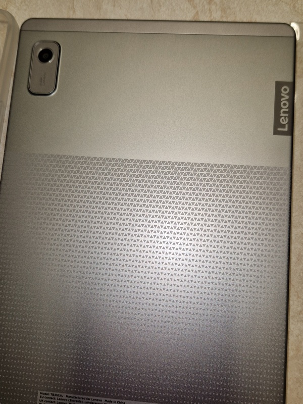 Tablet Lenovo M9 - 4