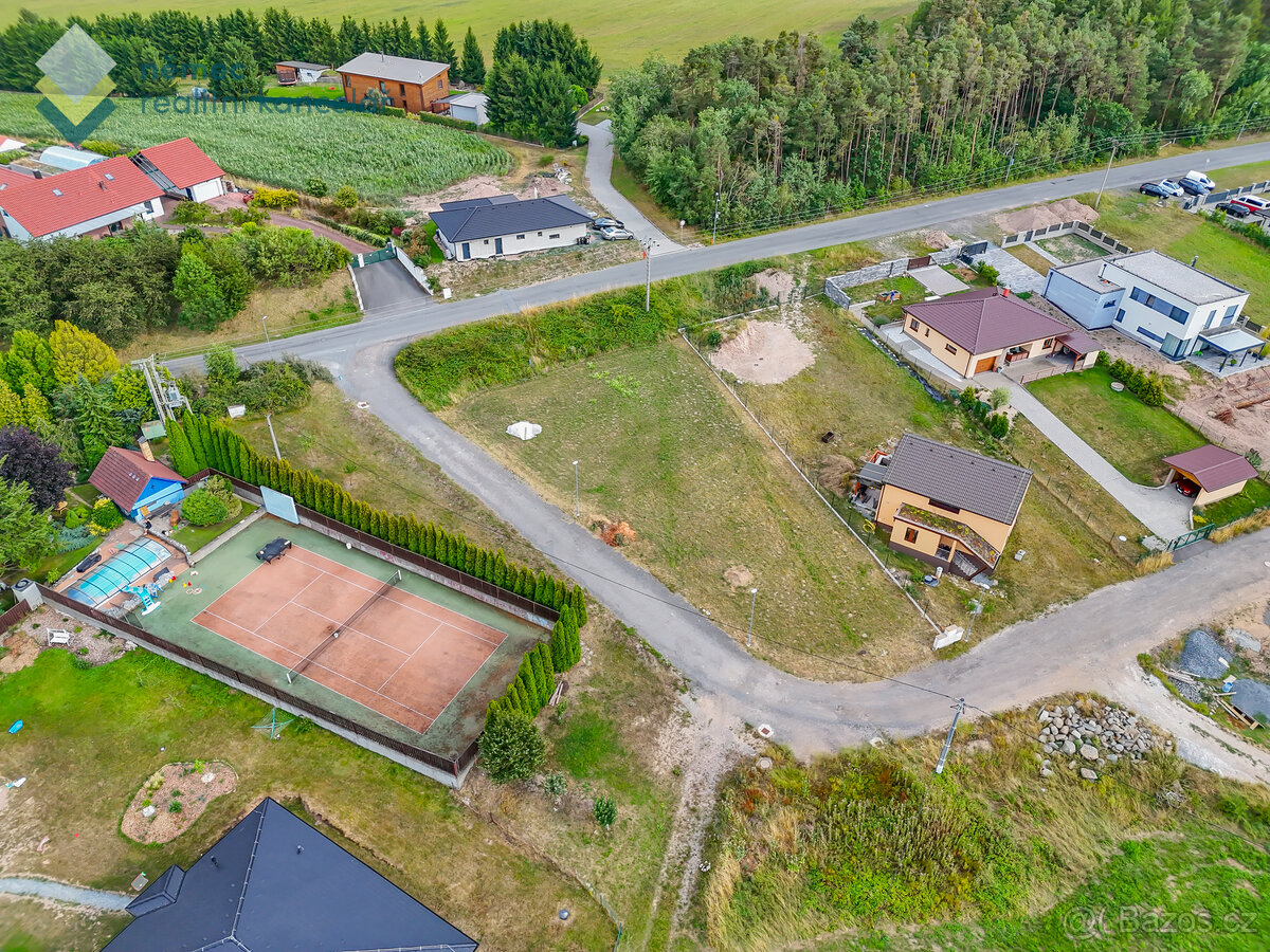 Prodej, stavební parcela, 913 m², Rosovice - Holšiny, okr. D - 4