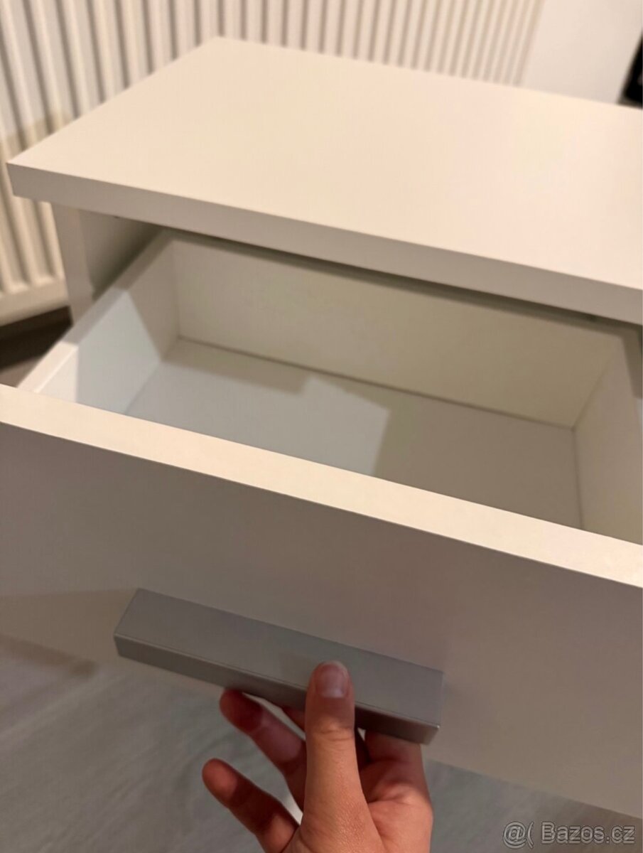 Bílé noční stolky 2ks - 4