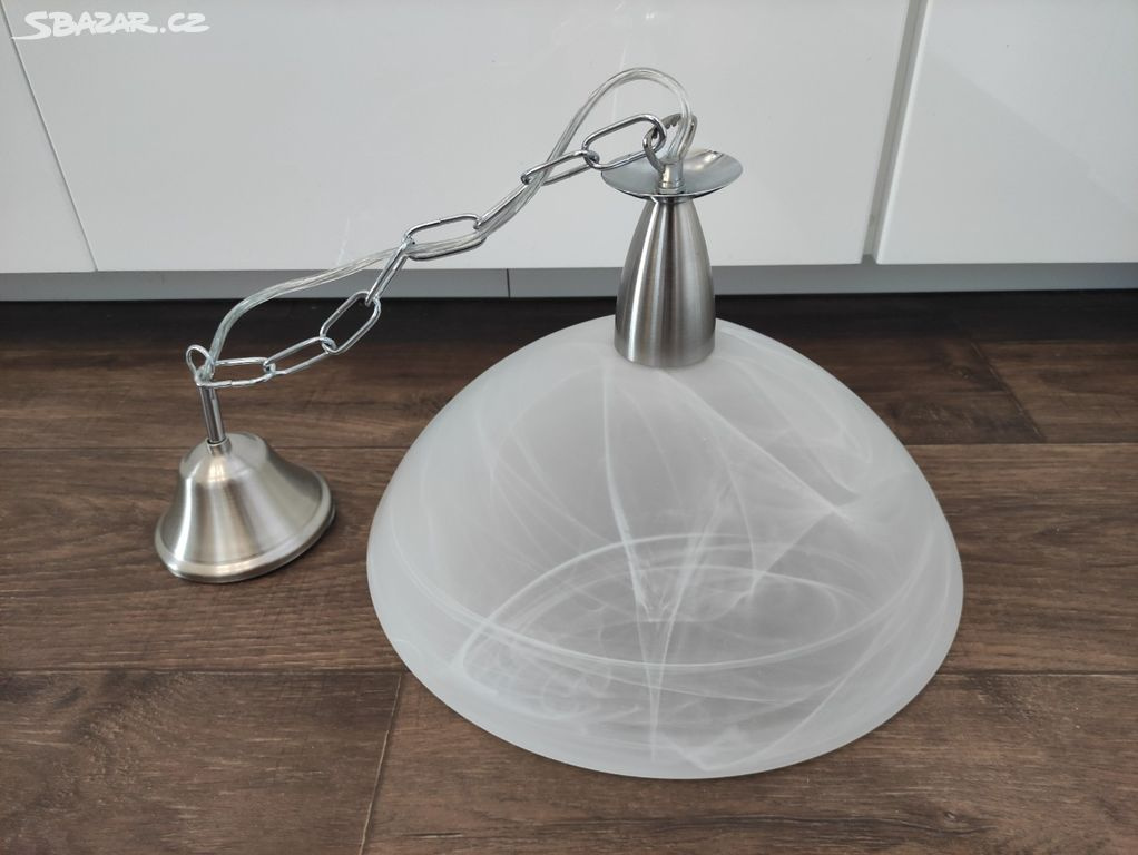 SUPER CENA LUSTR NA ŘETĚZU EGLO 1x E 27- P.C. 1590Kč - 4