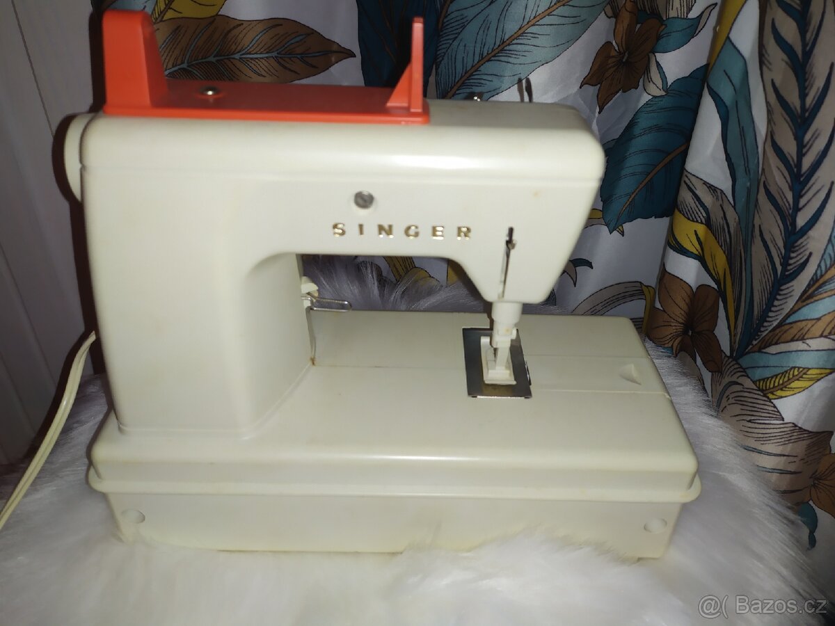 Dětský šicí stroj Singer - 4