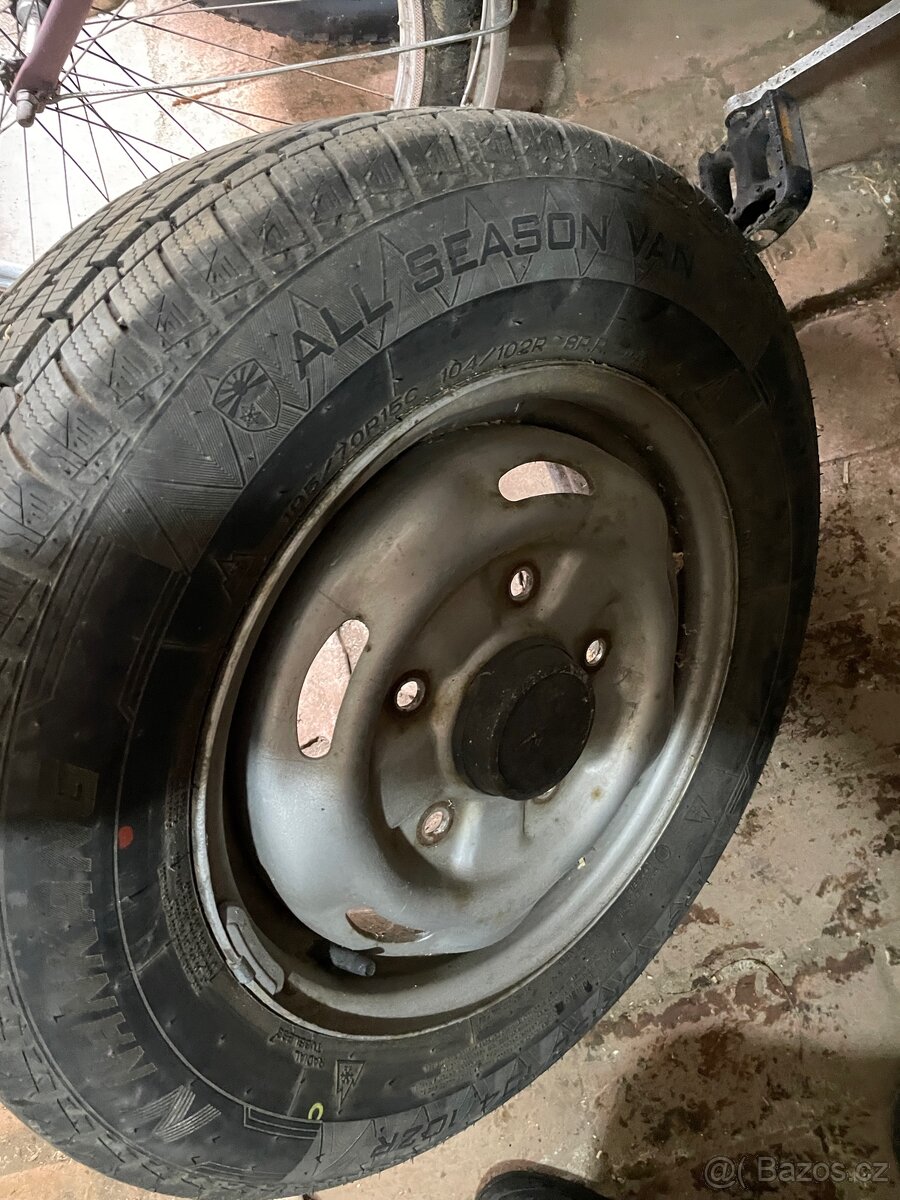 Celoroční pneumatika Nankang - 4